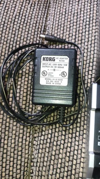 Pedaleira korg tone works ax5g  com caixa manual em portugues muito conservada - Foto 4