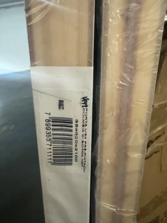 FOLHAS DE PORTA, NOVAS, LACRADAS  - Foto 3