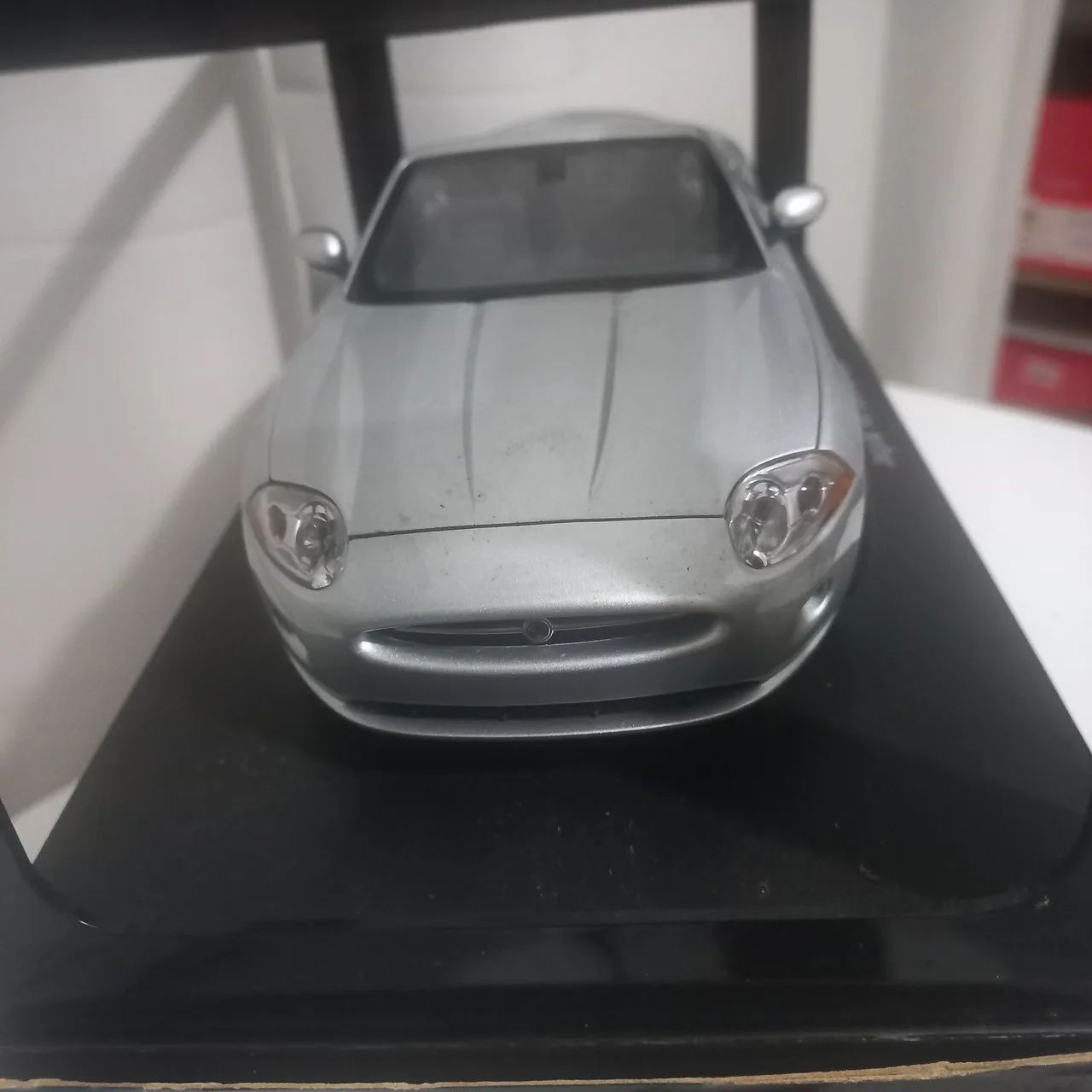 JAGUAR XK CONVERTIBLE 1/18 AUTOART - Hobbies e coleções