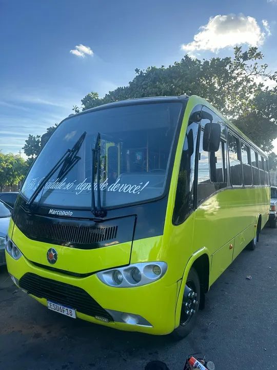 Microônibus Mercedes *51