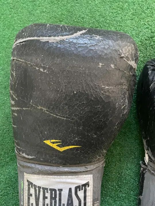  Luva de Boxe Everlast - preta  - Foto 3