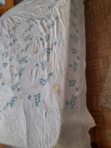 colcha casal bordada a mão antiga - Foto 2