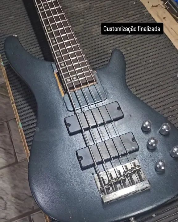 Baixo Elétrico Customizado R$1000