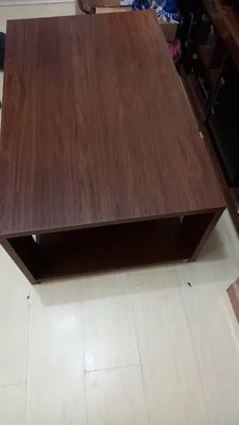 Mesa de Centro para sala na cor marrom clara nova conservada bom estado. - Foto 2