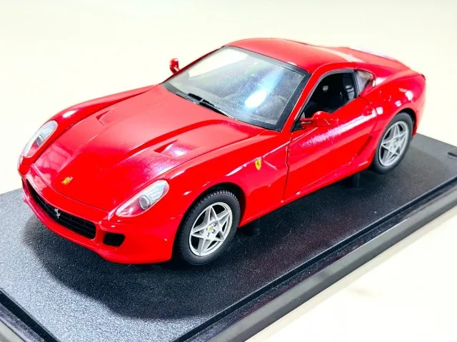 Miniatura Ferrari Enzo Fxx Hot Wheels 1/18 - Hobbies e coleções