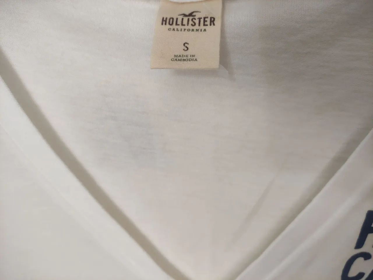 Camiseta Hollister branca - Foto 2