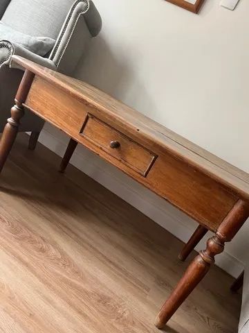 Mesa de madeira maciça antiga Maravilhosa  - Foto 2