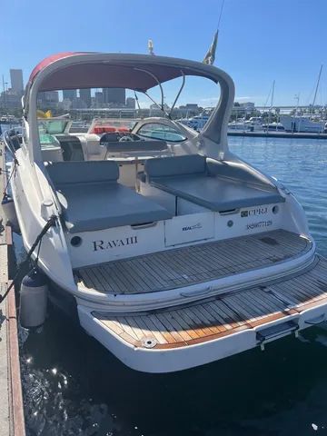 Lancha Real 31 2x Volvo 220hp Diesel 2011 - Foto 3