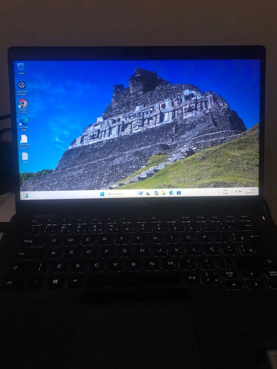 Notebook Dell, Latitude 5400, 16GB RAM, i7 de 8, SSD 256 + teclado e head da Dell