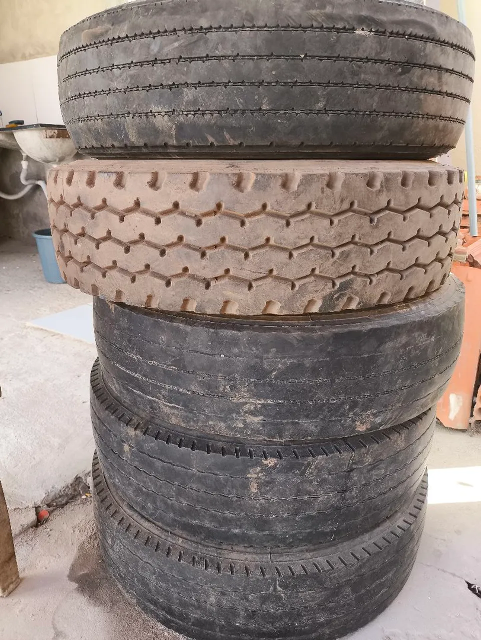 Pneus para Caminhão 3/4 aro 17.5