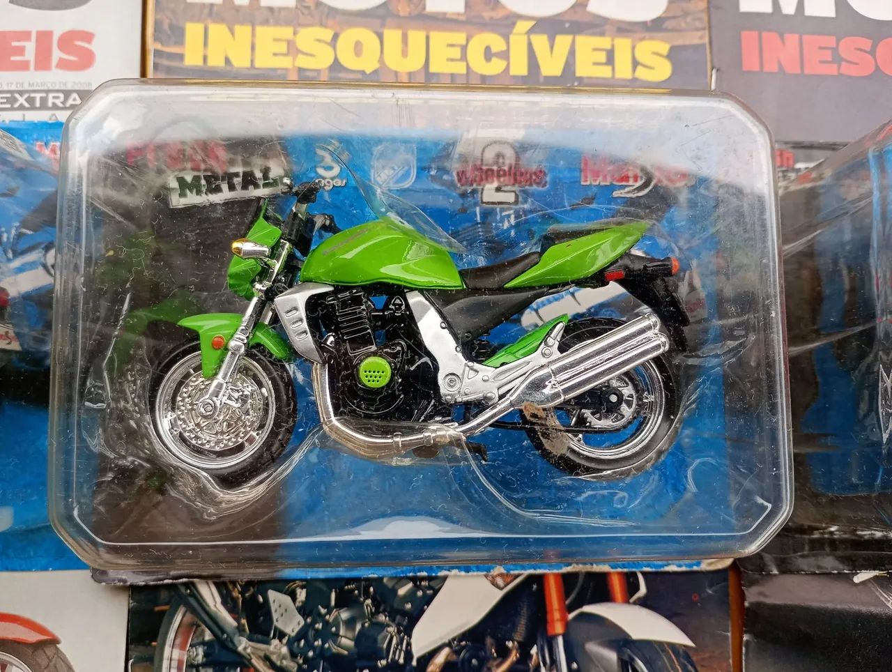 Motos em miniatura do jornal extra - Foto 2