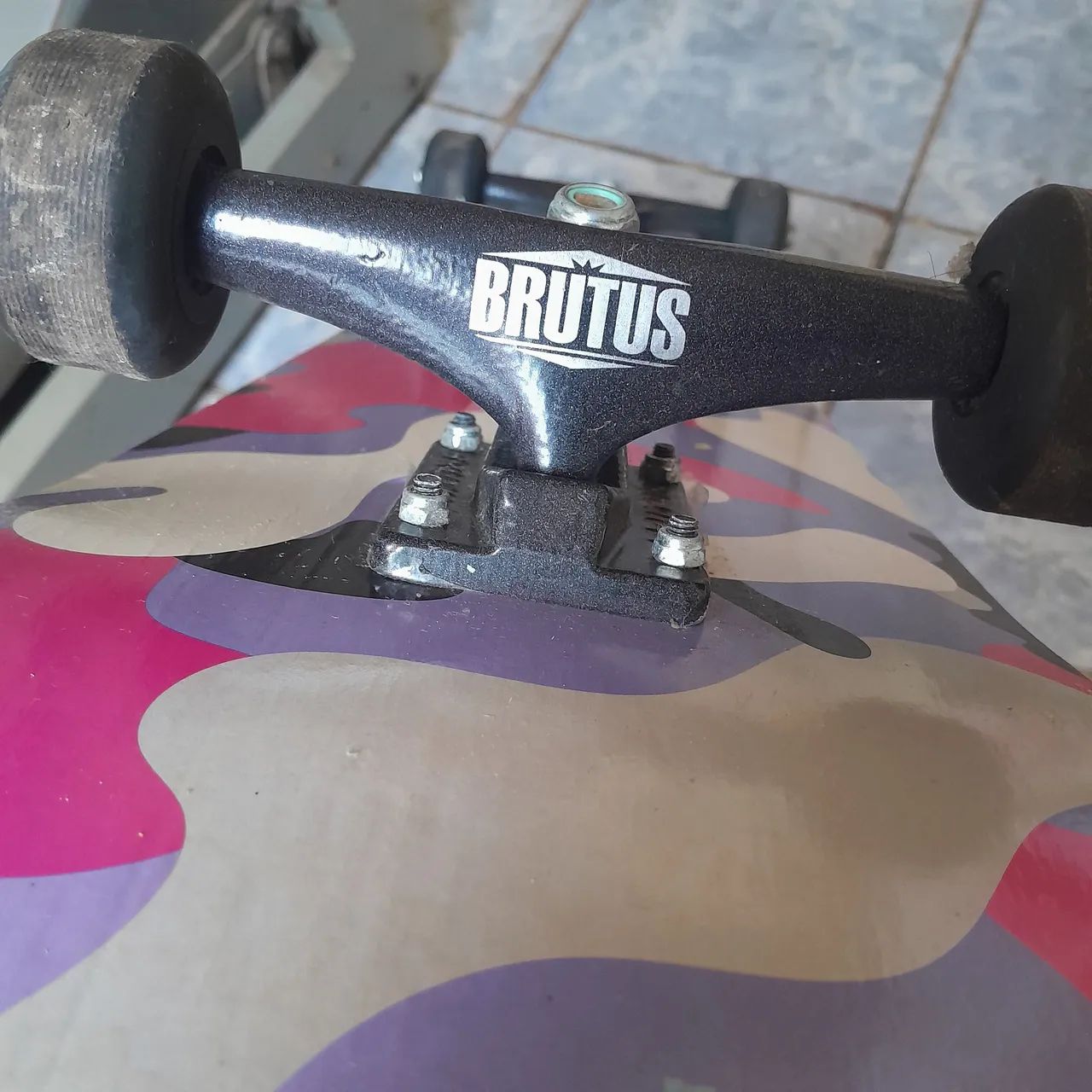 Skate marca brutus - Foto 2