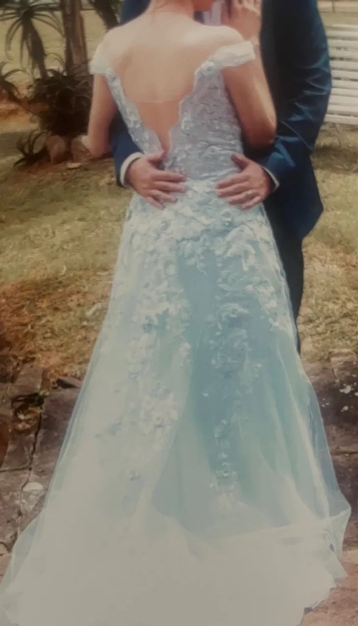 Vestido de Noiva Branco com Renda - Foto 4