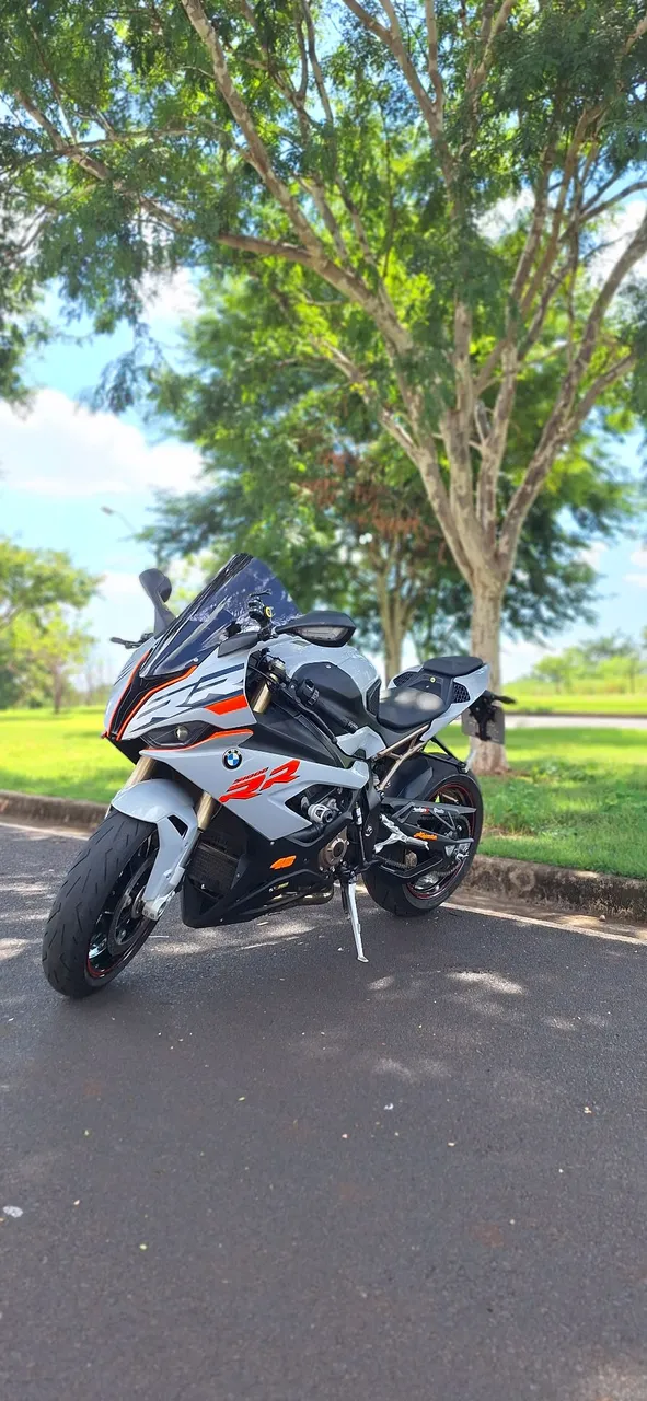 BMW S1000RR SEM DETALHE