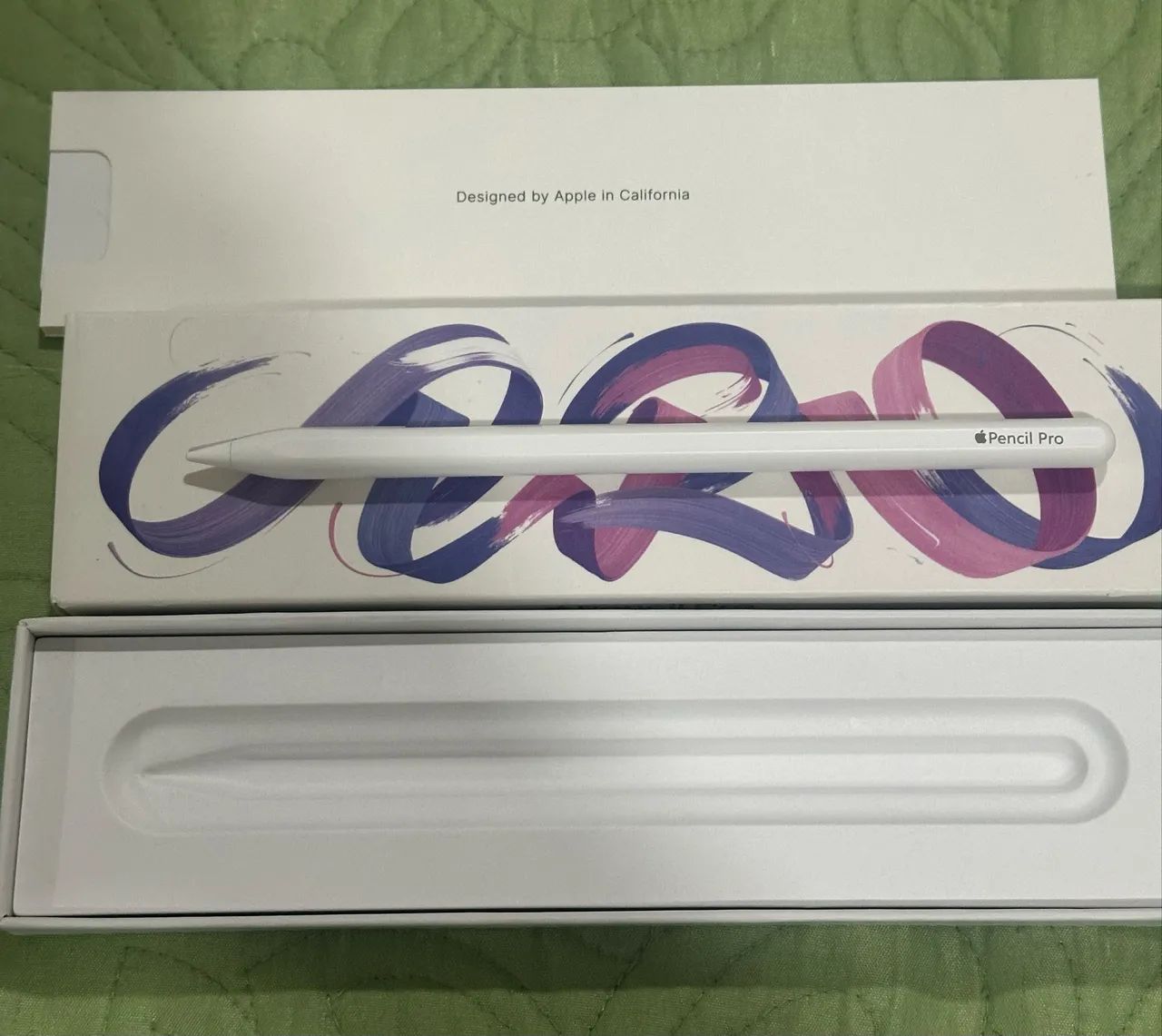 Apple Pencil Pro - Nova (Sem Uso) - Comprei Errado - P/ iPad M4/M2