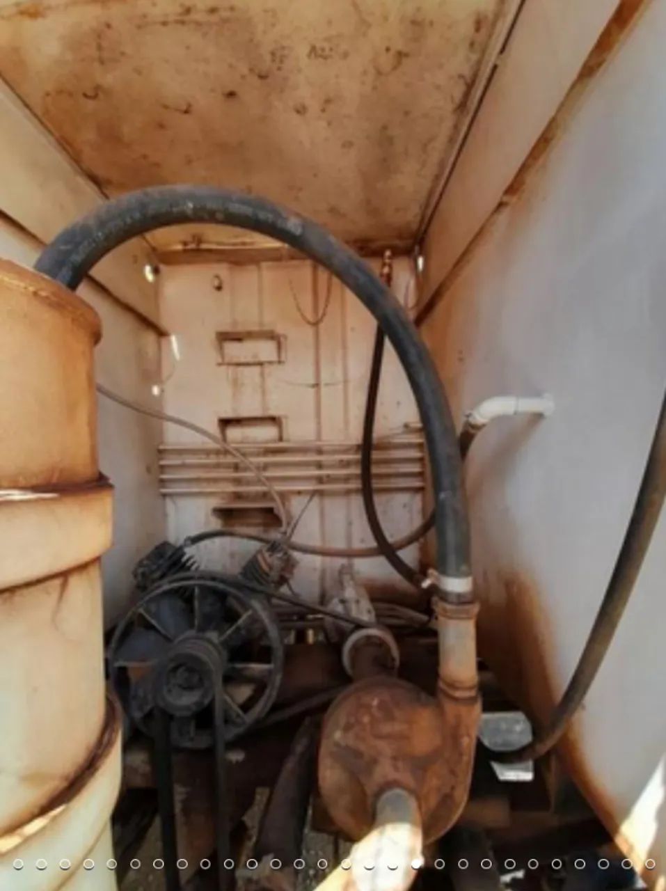 Caminhão MB2729 com comboio de lubrificação Gascom de 8 mil litros, 2013 - Foto 7