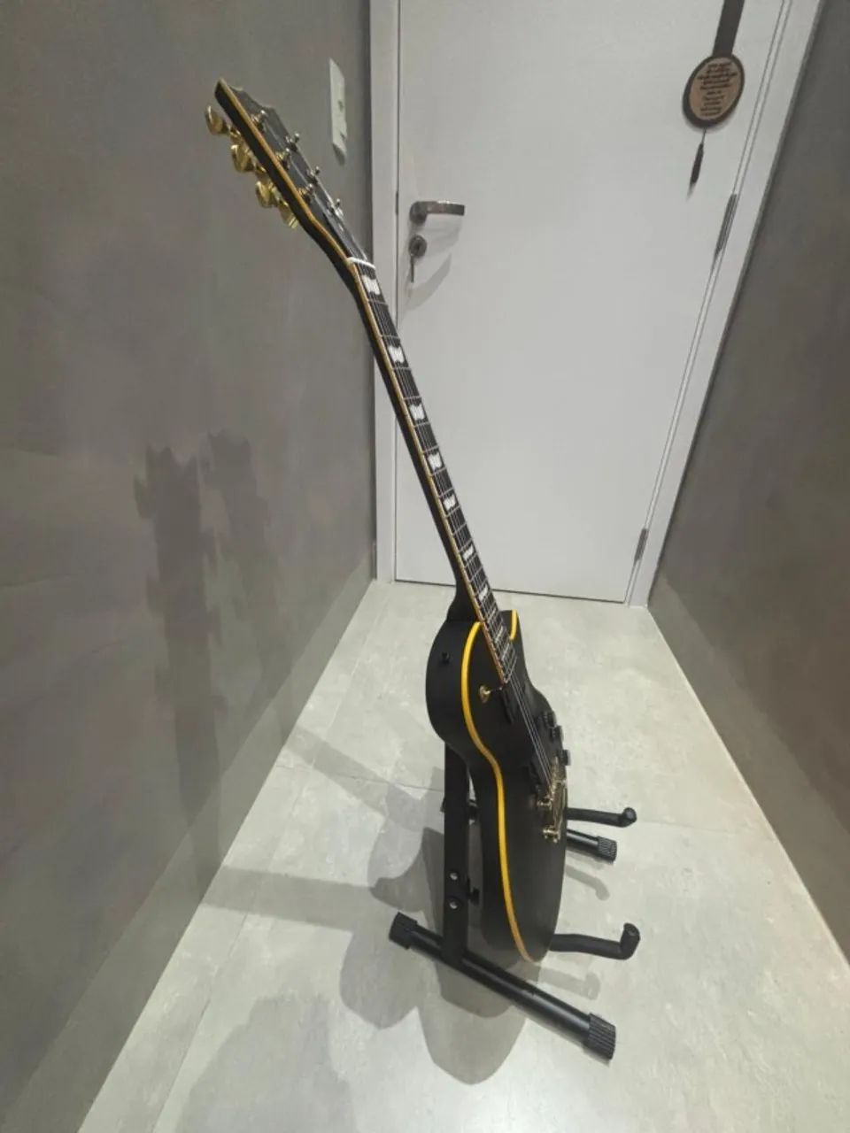 Guitarra Savage 4 Forza (Cópia ESP LTD EC1000) - Foto 2