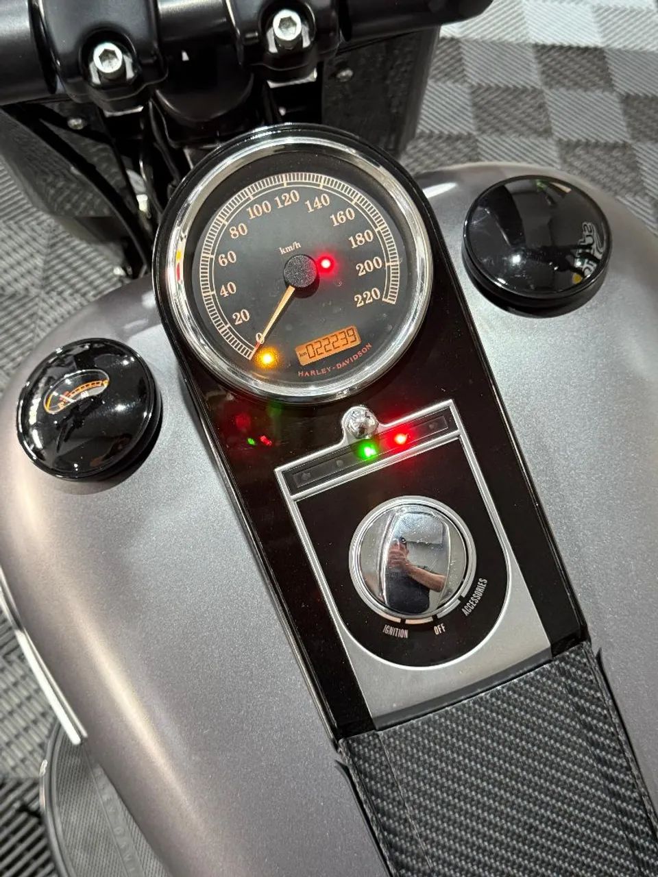 HARLEY DAVIDSON FAT BOY LOW SPECIAL MOTO IMPECÁVEL ZERADA SUL MOTORS  - Foto 2