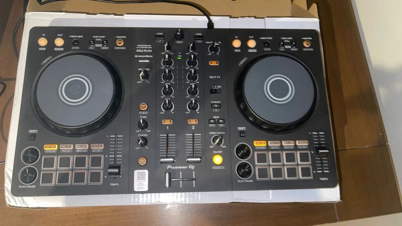 Controladora DJ Pioneer DJ-FLX4 - Foto 5