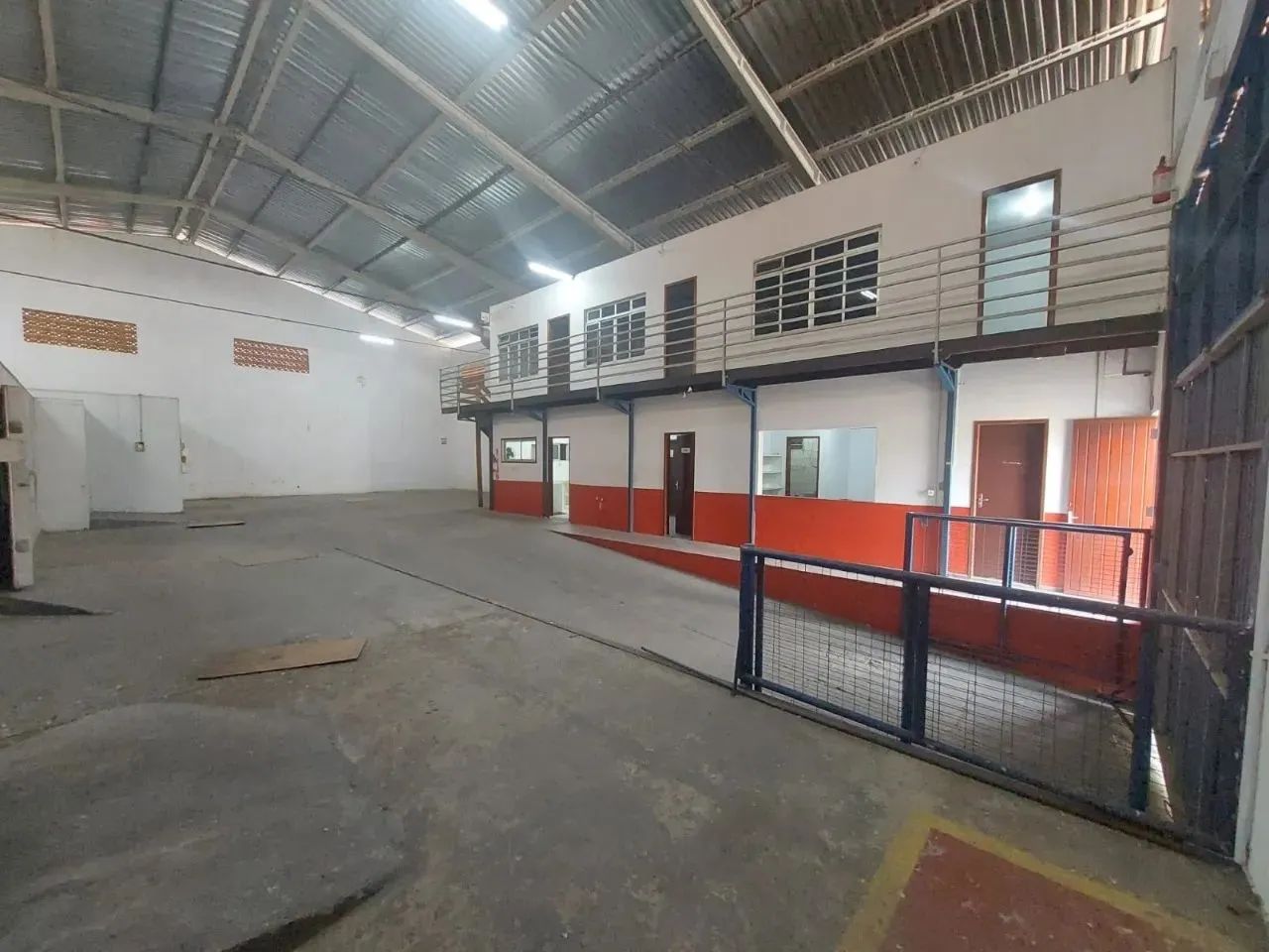 Excelente galpão comercial ou industrial - Serraria - São José - Foto 4