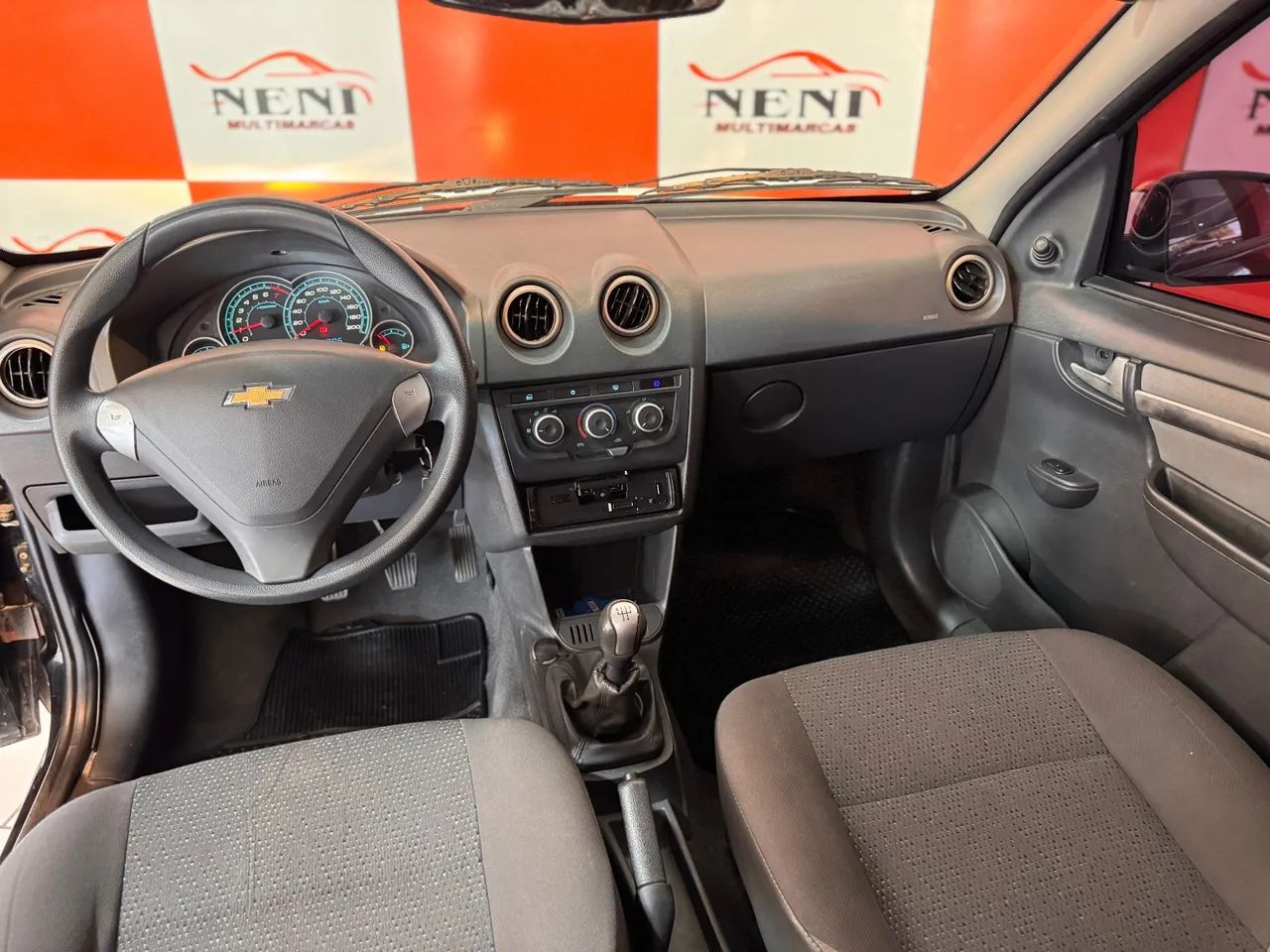 Chevrolet Celta Spirit/ LT 1.0 MPFI 8V Flexp. 5P 2014 - Foto 9