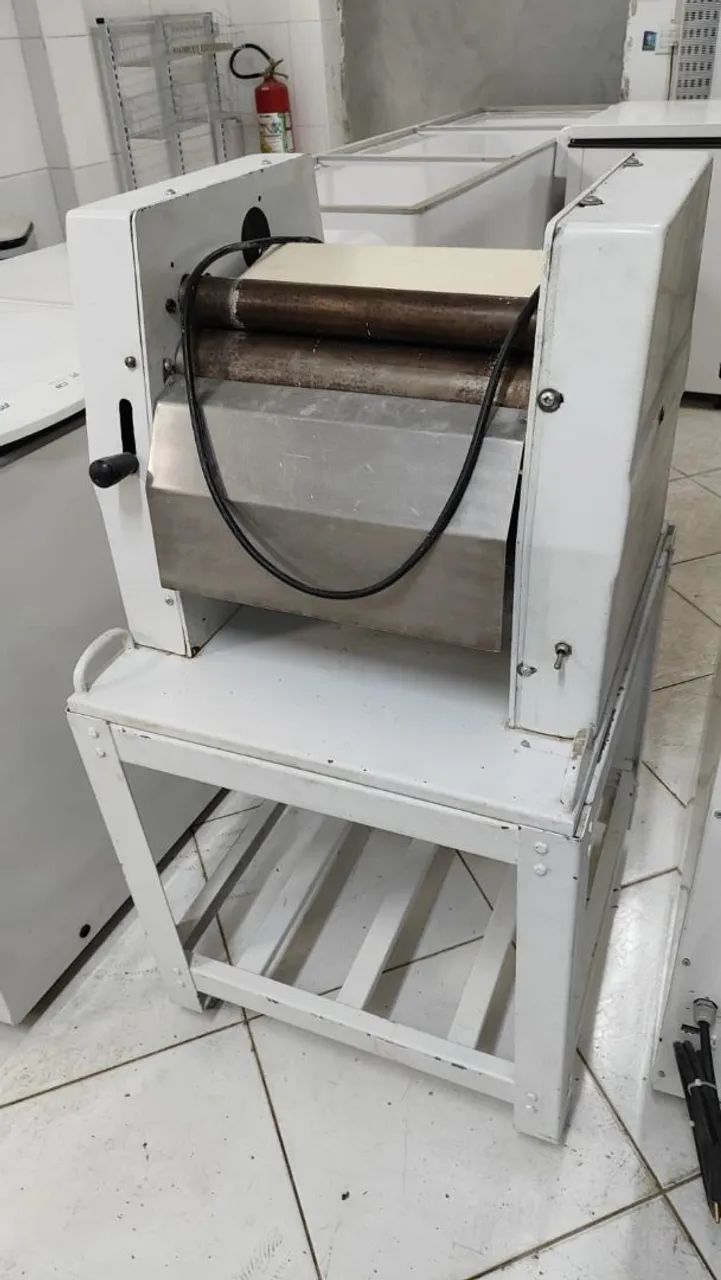 MODELADORA PARA PÃES  - Foto 2