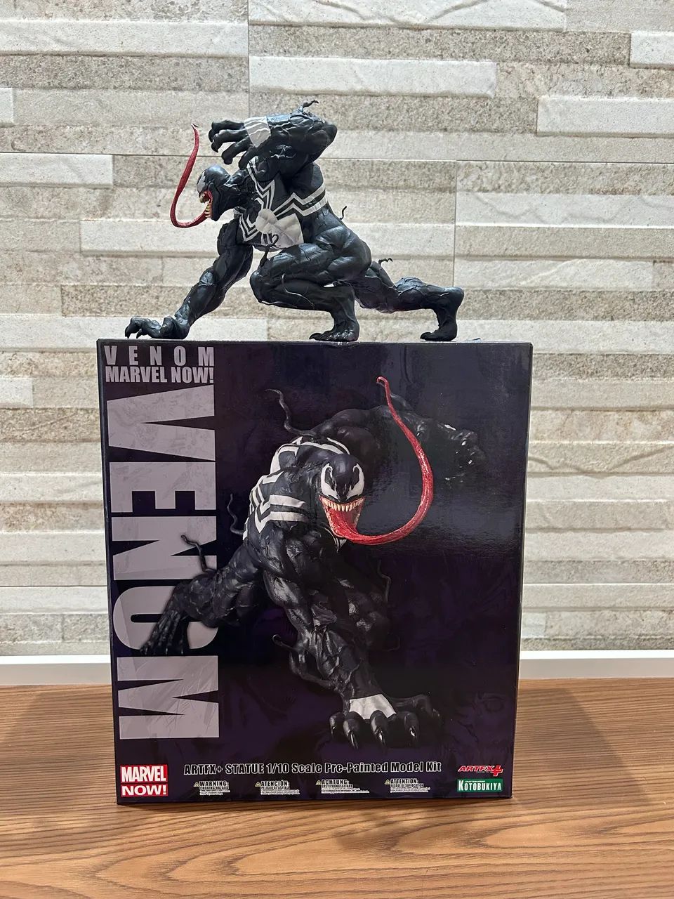 Venom Kotobukiya ArtFX + Marvel Comics 1/10 Scale...