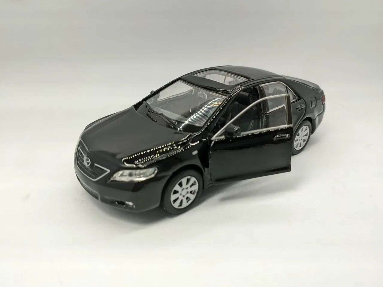 Miniatura Toyota Camry Preto - Foto 6