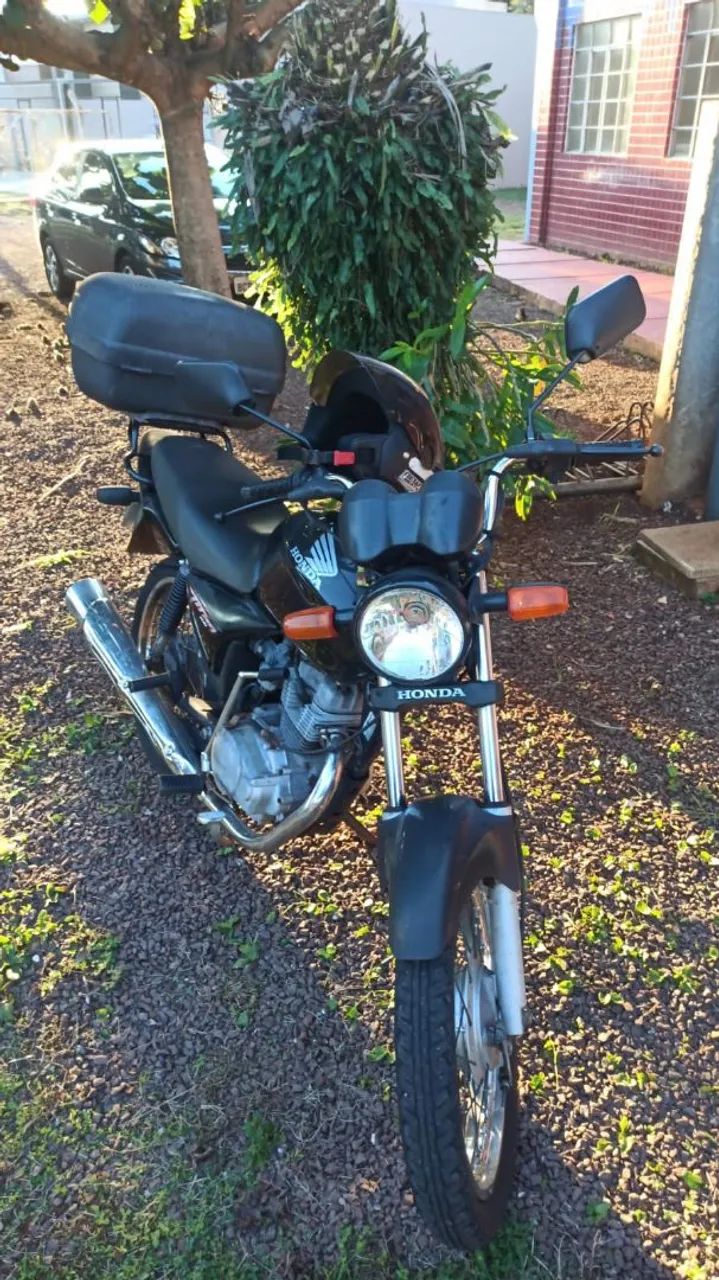 Moto com titan para trabalhar