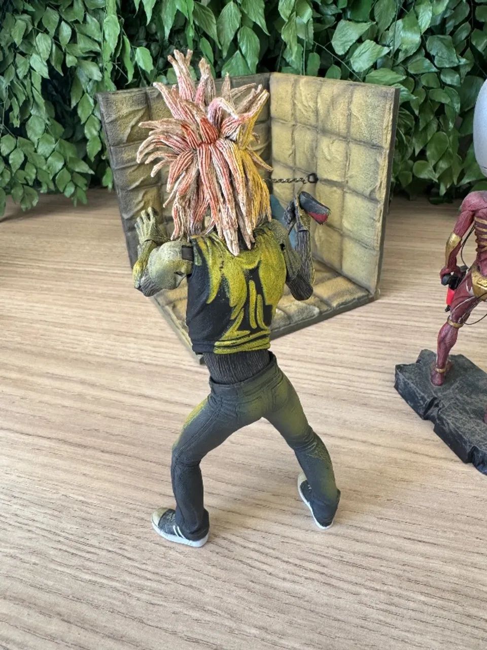 Boneco EDDIE Iron Maiden Action Figure - Foto 3