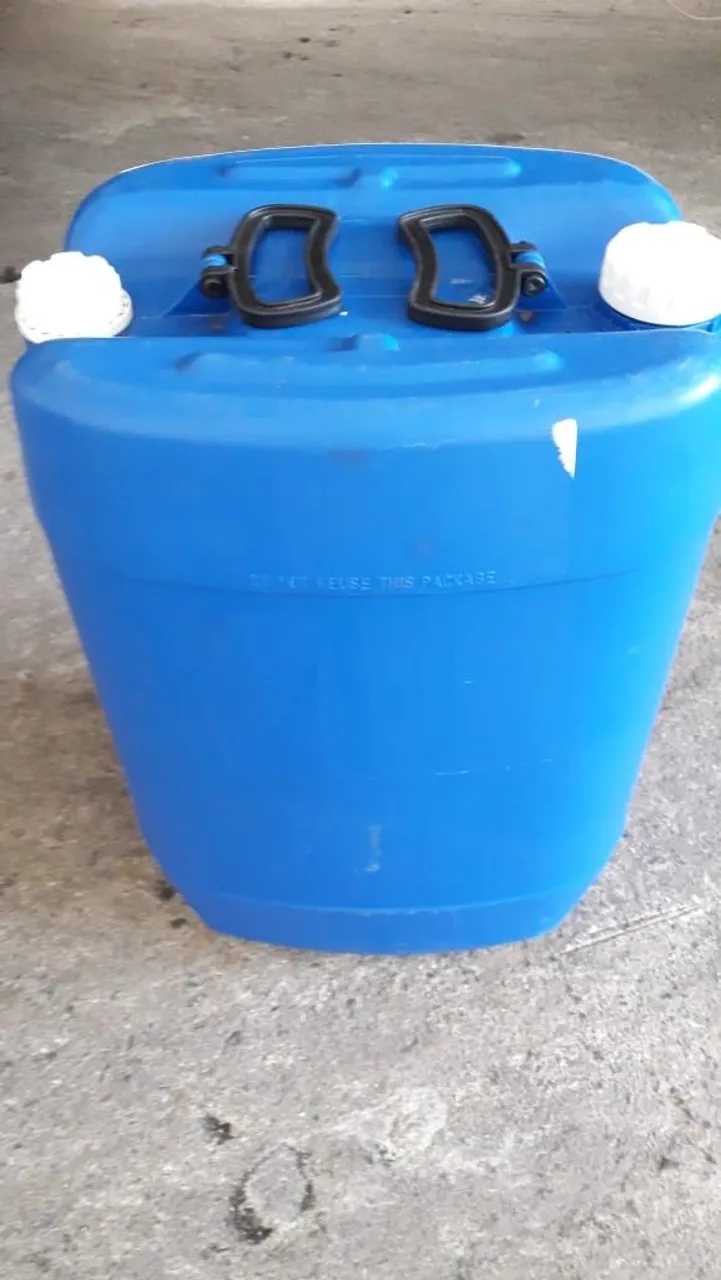 Bombona de 50 litros reforçado e limpos