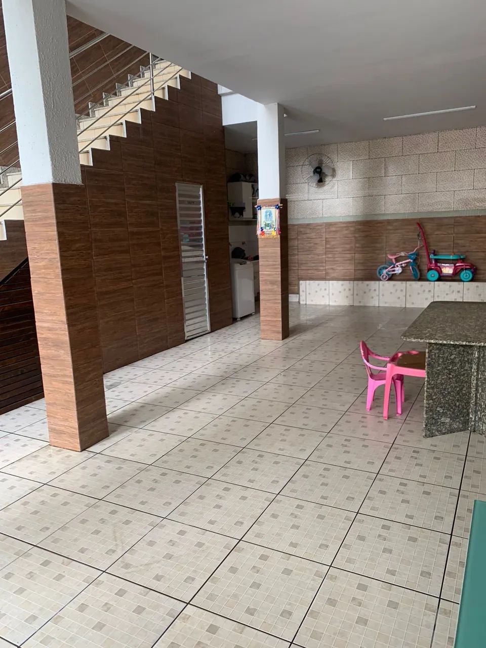 Casa para venda possui 158 metros quadrados com 3 quartos em Santa Mônica - Belo Horizonte - Foto 3
