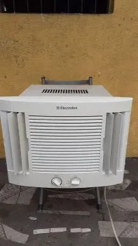 Ar Condicionado Electrolux 220v e 10mil