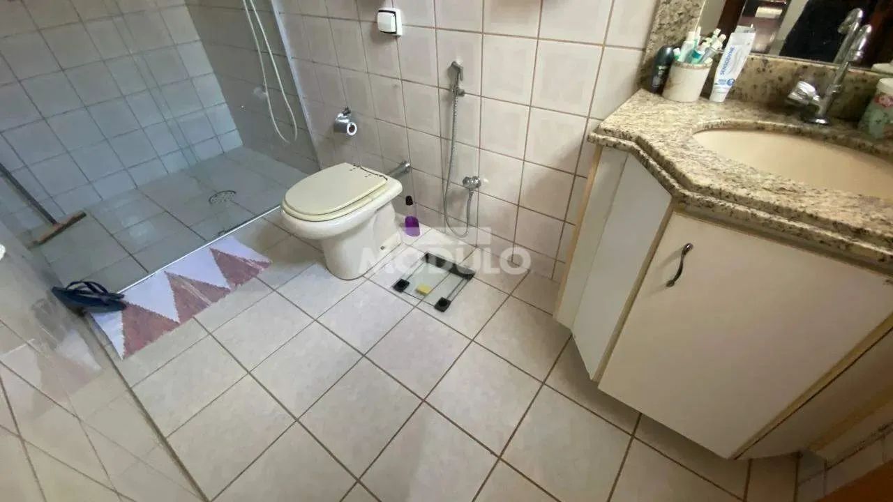 Casa residencial para locação Bairro Santa Mônica com 3 quartos - Foto 7