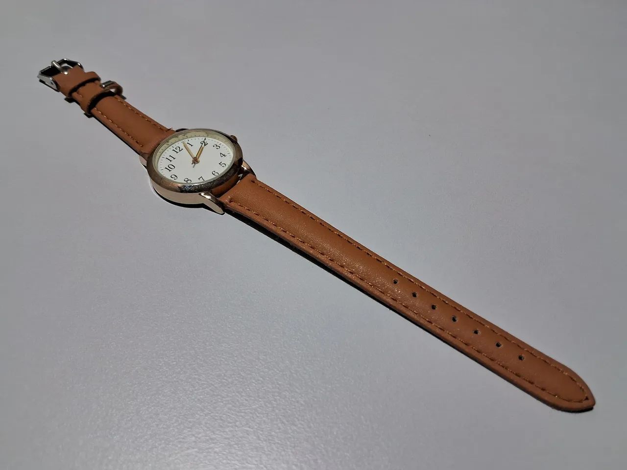 Relógio feminino de pulso com pulseira marrom - Foto 5