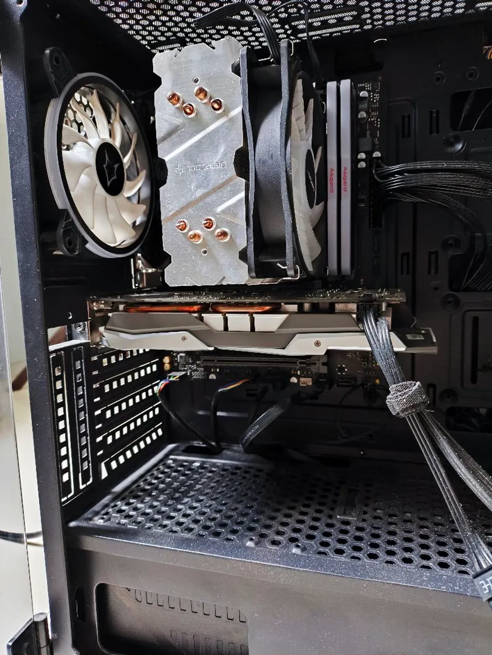 PC Gamer - Configuração Potente