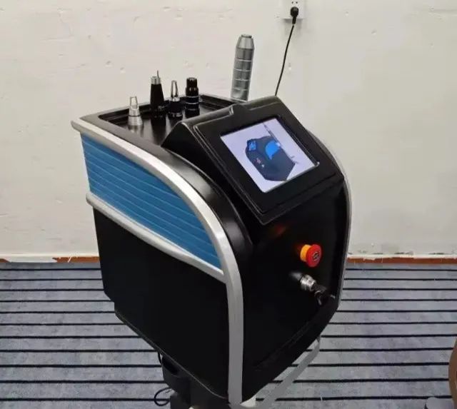 MÁQUINA DE REMOÇÃO APARELHO LASER ND YAG REMOÇÃO DE TATUAGEM E MICROPIGMENTAÇÃO