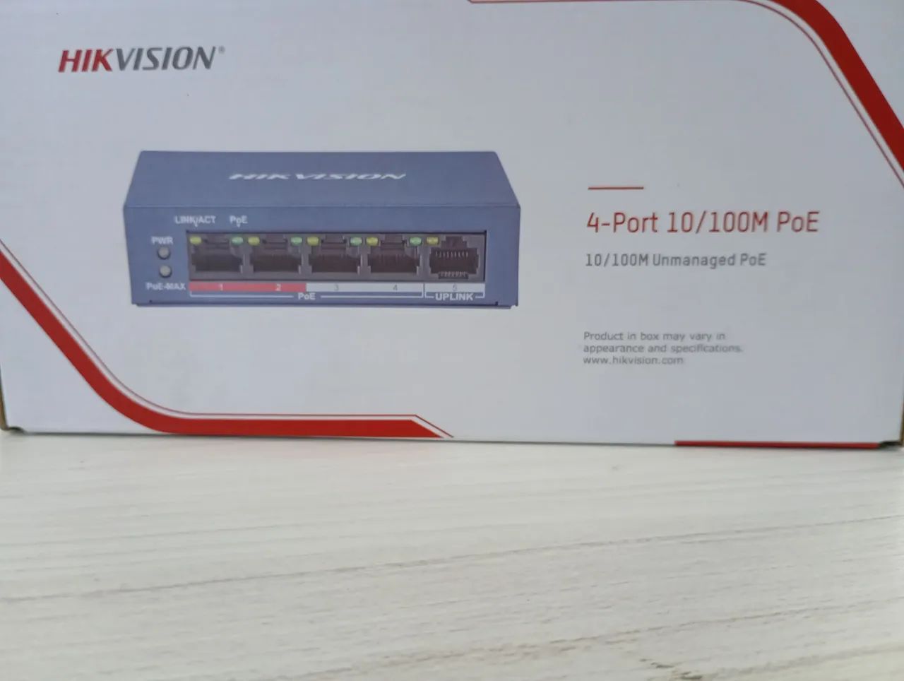 Switch Hikvision DS-3E0105P 10/100