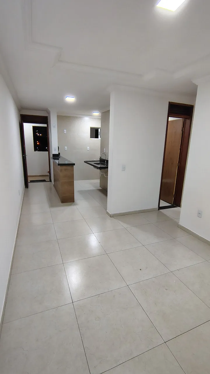 Apartamento de 1 Quarto com 40m² - 2 Andar - Bancários a 50m do Parque das 3 Ruas