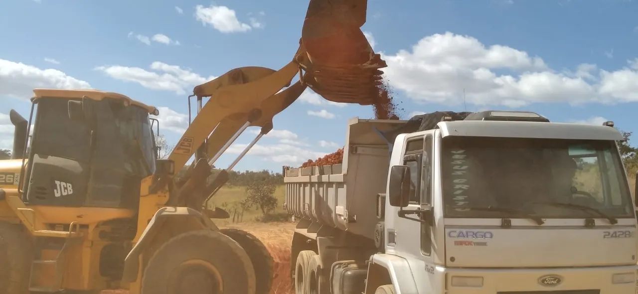 Trator JCB 426 - Foto 2