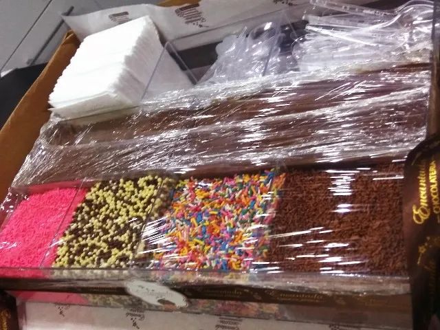 Tabuleiro em Acrílico Volante ou Decoração: para Brigadeiro Colher ou Petiscos (vide foto) - Foto 4