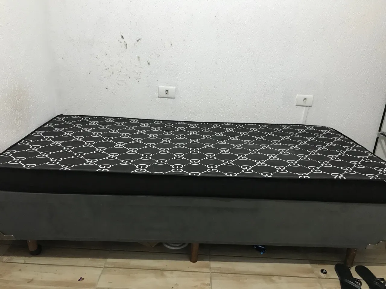 Cama Box com Colchão, PARA VENDER LOGO!!
