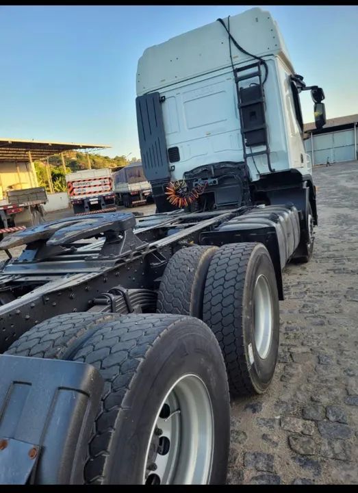 Caminhão Iveco 460/6x4 traçado bug Levi  - Foto 4