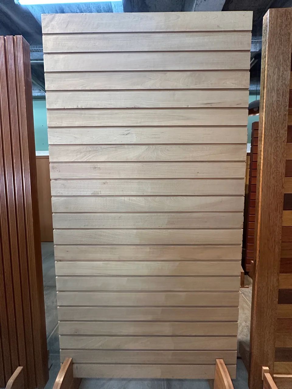 Porta JEQUITIBÁ maciça 2.30x1.20 artesanal peça única  - Foto 2