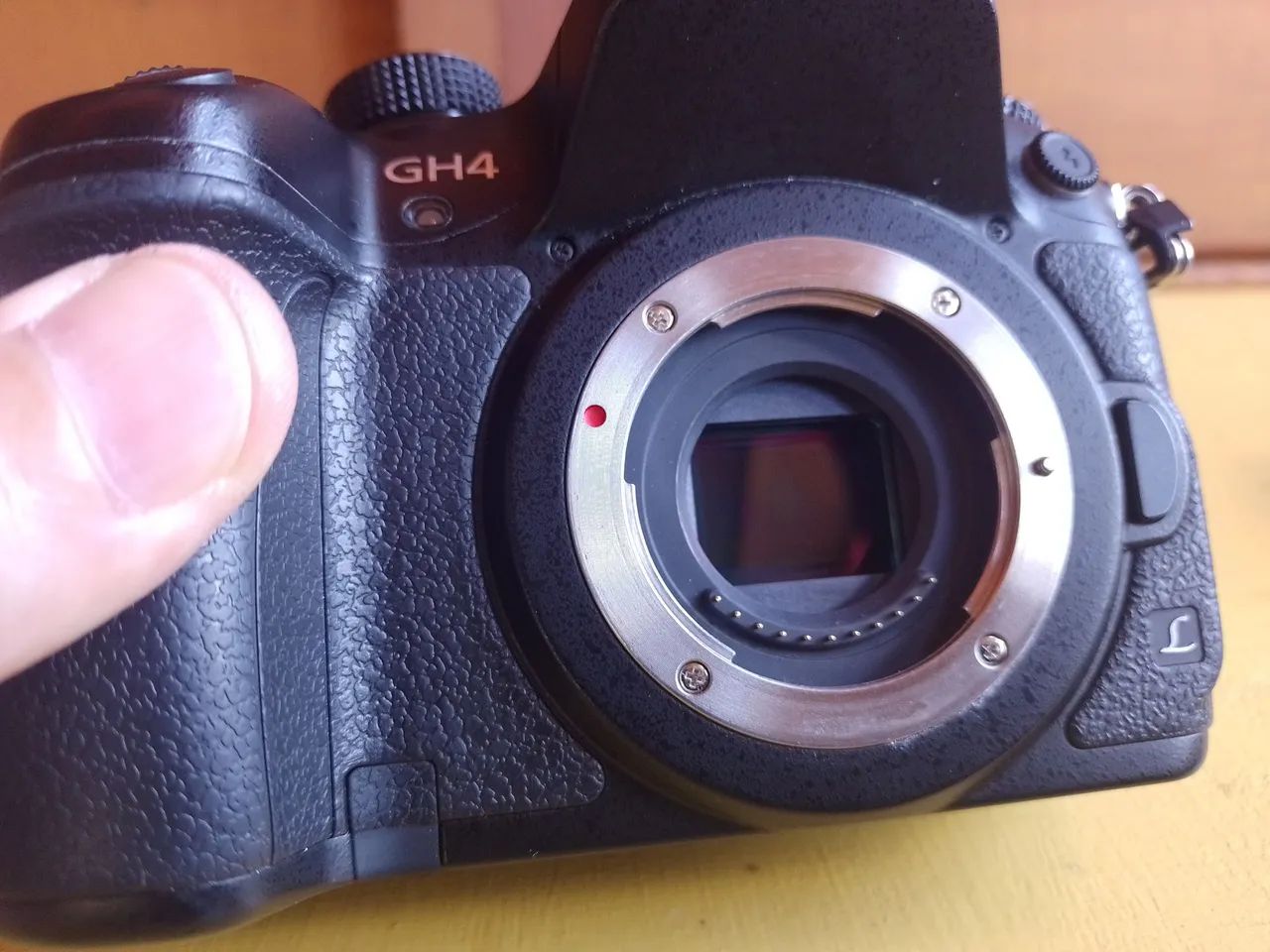 Câmera Panasonic Lumix GH4 Mirroless - Foto 2