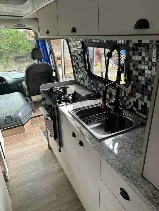 Motorhome montado em microônibus volare A6 ano 2001  - Foto 12