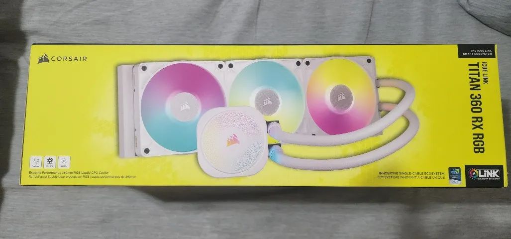 Walter Coller Corsair icue link titan 360 rgb