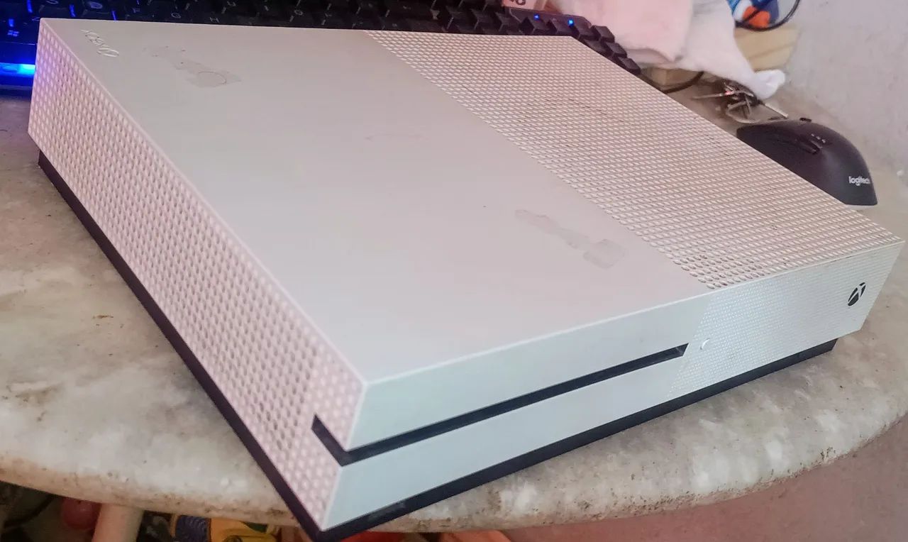 Xbox One S - Console de última geração - Leia a Descrição ( NÃO TROCO EM NADA )  - Foto 3