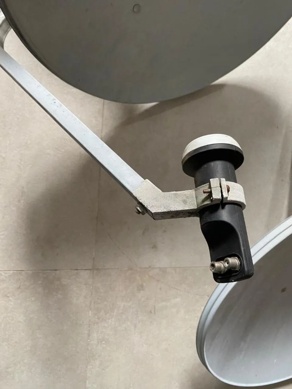 Antena Parabólica KU e LNB duplo - Foto 2
