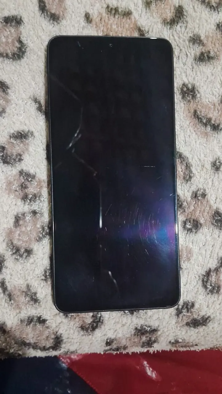 POCO X6 PRO,coloquei outro modelo pq não tinha ele para anunciar aí coloquei outro.